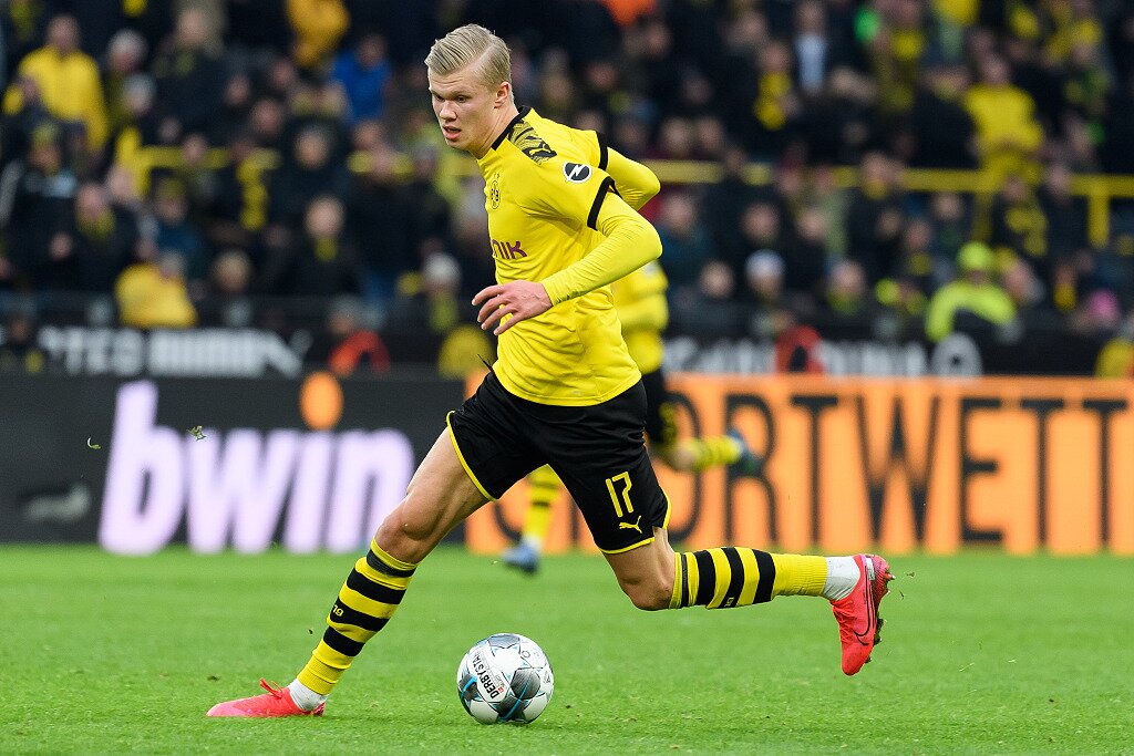 2025 年：MLB 官方正式承认 19 世纪部分黑人联赛球员的统计数据