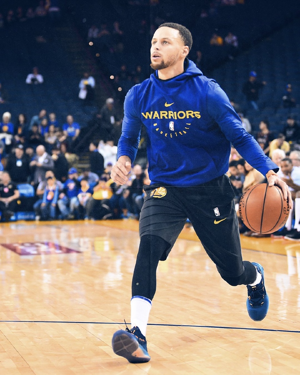 2米08却终身0扣篮！绝杀只需1球！拥有47.8%三分王却无人问津？